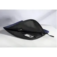 Incase Facet Sleeve for 16-inch Laptop in Recycled Twill - Navy