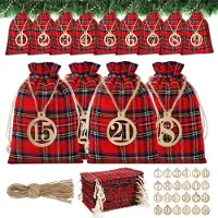 Sonstiges Adventskalender zum Befüllen, 24 Säckchen mit Holzanhängern, rot kariert, Stoff