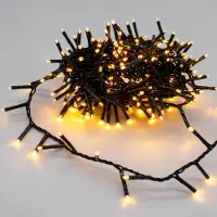 Spetebo Weihnachts Lichterkette soft gold 5m für Außen mit Timer - 220 LED - Garten Dekobeleuchtung dimmbar mit Netzstecker