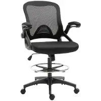 StarTech.com Ergonomischer Bürostuhl - Schreibtischstuhl mit Fußstütze - Netzrückenlehne - Höhenverstellbar - Armlehnen - Gepolsterter Sitz - 360° drehbar - Schwarz
