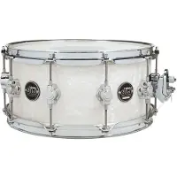 DW Drums DW Performance Series 14 x 65" Snare-Drum Finish Ply White Marine
