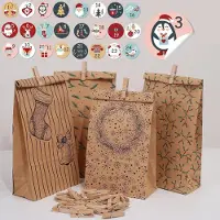 Sonstiges Papiersäckchen Adventskalender zum Befüllen, 24 Stück, mit Holzklammern und Sticker, braun, Packpapier, Geschenktüten