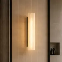 LUCANDE Wandlampe Victoire , weiß / opal, für Badezimmer, Glas, Modern, Wandleuchte, Wandlampe Innen