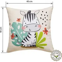 Unyqoos Kinderkissenbezüge 4er-Set 40 x 40 cm – 100% Baumwolle, deutsche Standardqualität, Tiermotive (Giraffe, Löwe, Elefant, Zebra) Kinderzimmerdekoration