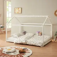Selius Kinderbett in Hausform - 140x200 cm - aus massivem Kiefernholz - mattweißes Design - Spielbett